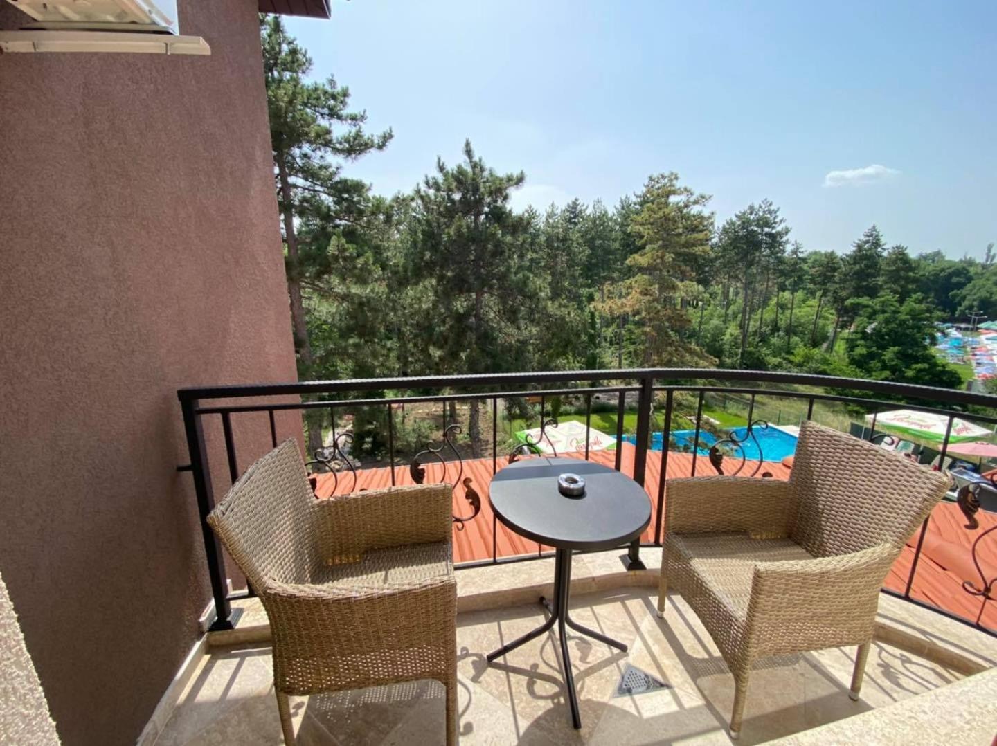 D Villa Mineralni Bani Buitenkant foto