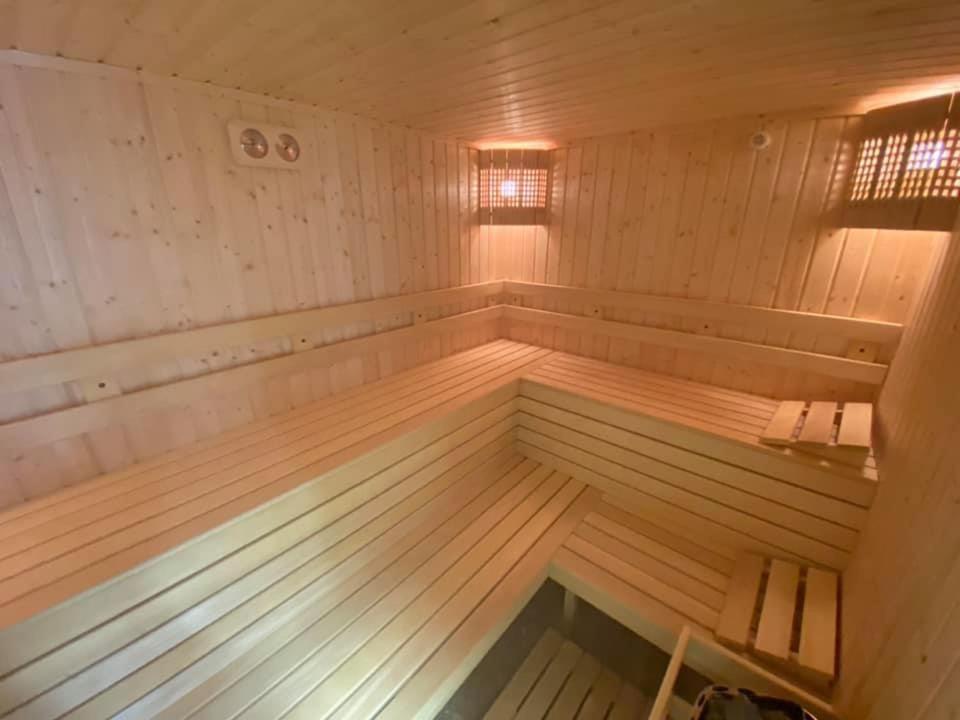D Villa Mineralni Bani Buitenkant foto