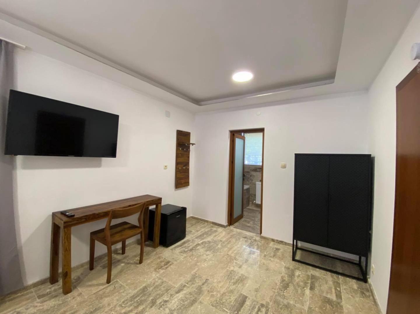D Villa Mineralni Bani Buitenkant foto